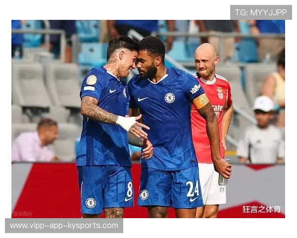 切尔西加拉格尔远射威力十足引得惊叹:球场上的力量与技艺 切尔西加拉格尔远射威力十足引得惊叹:球场上的力量与技艺